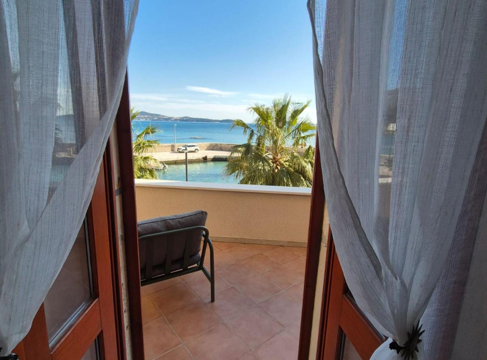 Villa Ana Apartments مْليني المظهر الخارجي الصورة