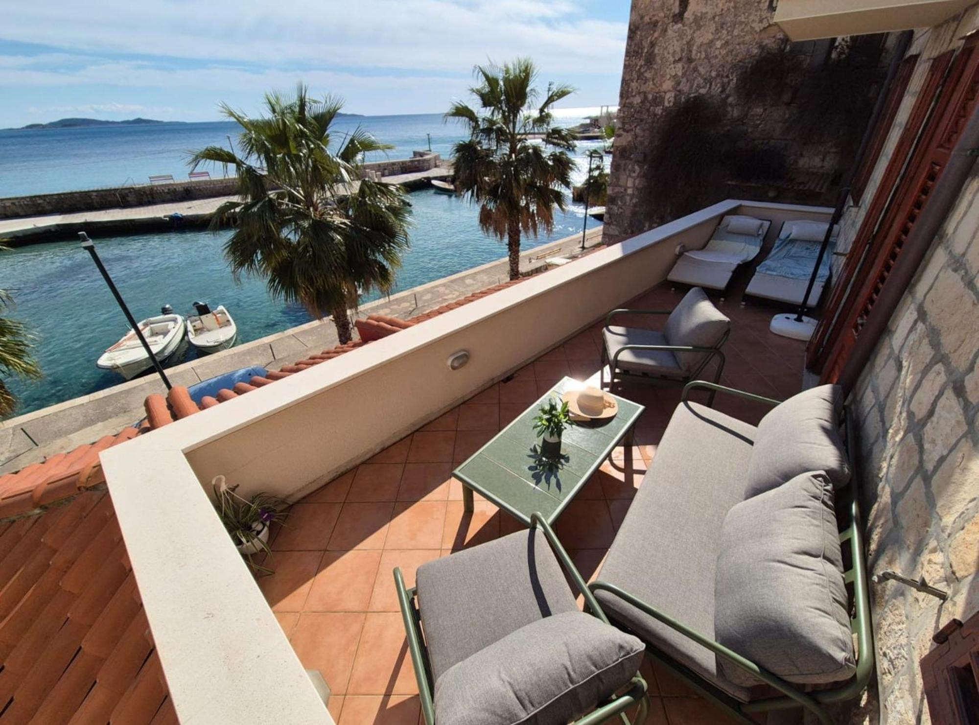 Villa Ana Apartments مْليني المظهر الخارجي الصورة